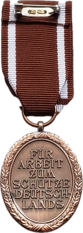 123be47122adf34bb75fd9833fcacb43